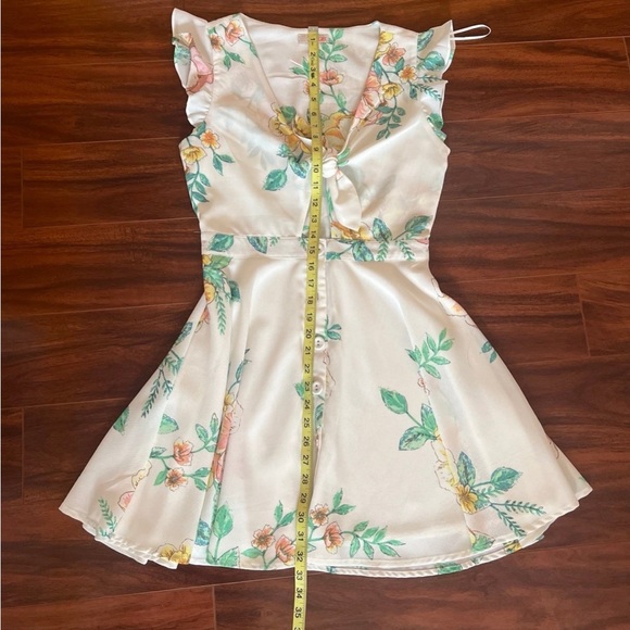 GB White Floral Dress Size S - Picture 5 of 6